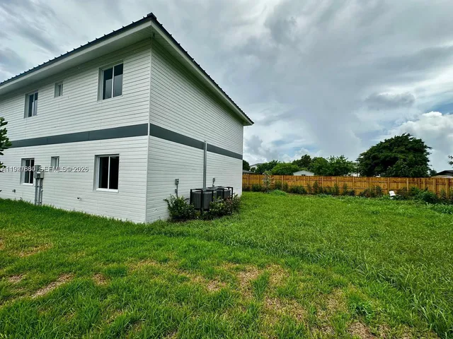 $6,500 | 722 Northwest 6th Court, Unit 722, Florida City, FL 33034