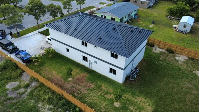 $6,500 | 722 Northwest 6th Court, Unit 722, Florida City, FL 33034