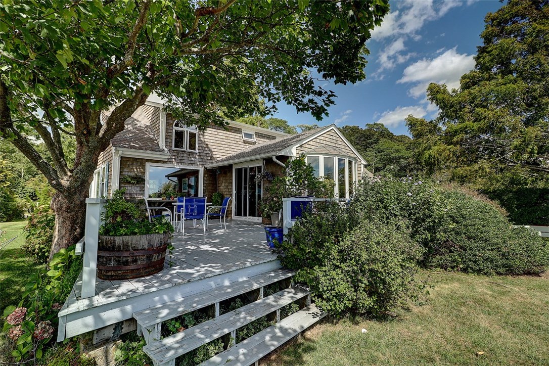 61 Appian Way Barrington, RI 02806 - Photo 32 of 34