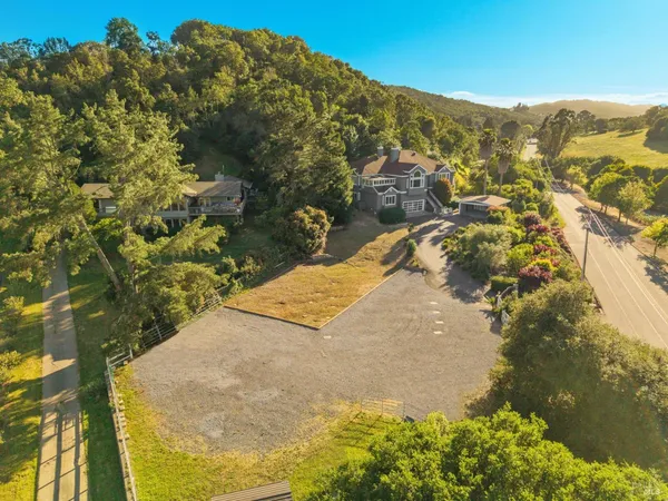 $1,995,000 | 615 Bugeia Lane, Novato, CA 94945
