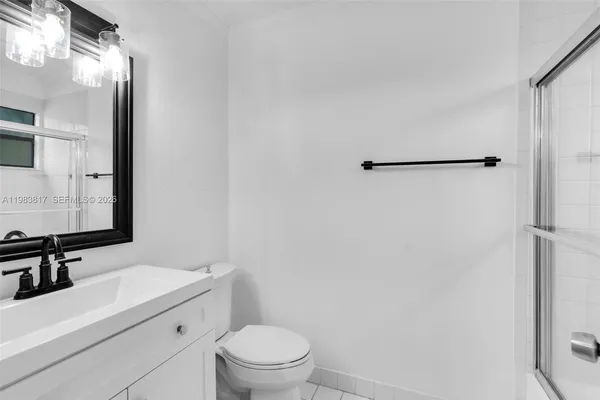 $3,000 | 20908 Leeward Court, Unit 2313, Aventura, FL 33180