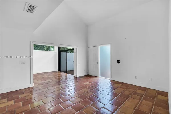 $3,000 | 20908 Leeward Court, Unit 2313, Aventura, FL 33180