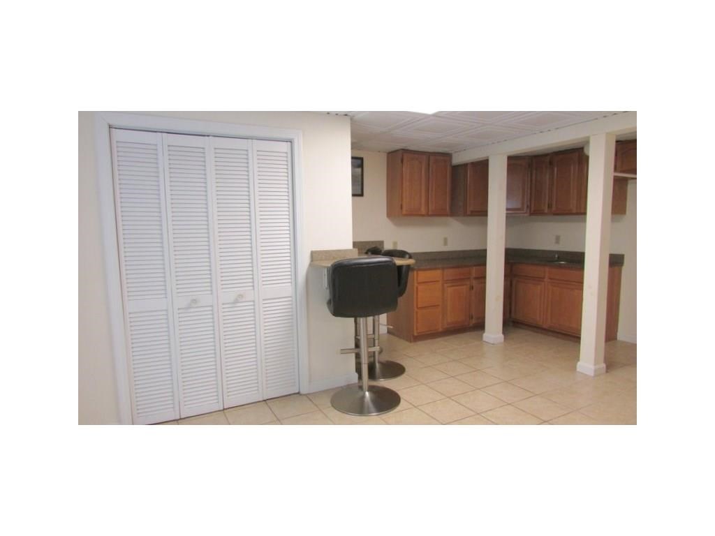 21 Ridge Road Smithfield, RI 02917 - Photo 11 of 32