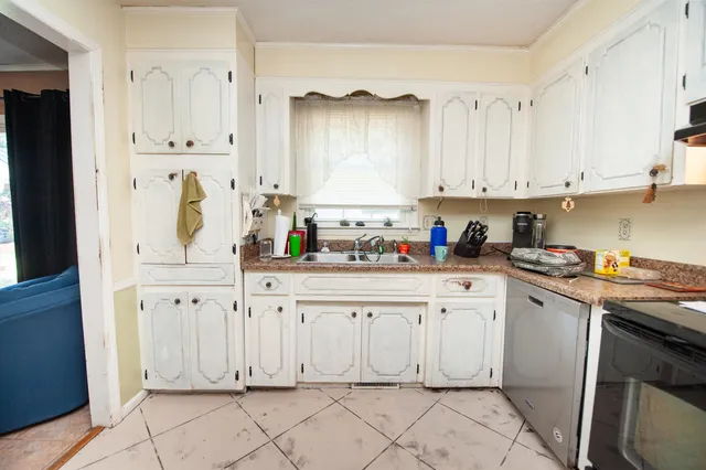 $289,700 | 304 Hampshire Court, Spartanburg, SC 29301