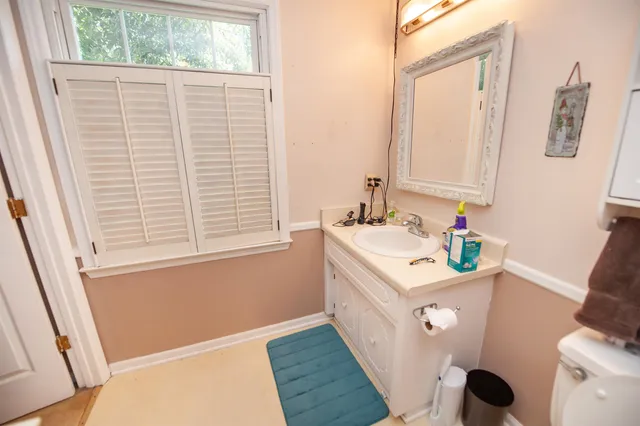 $289,700 | 304 Hampshire Court, Spartanburg, SC 29301