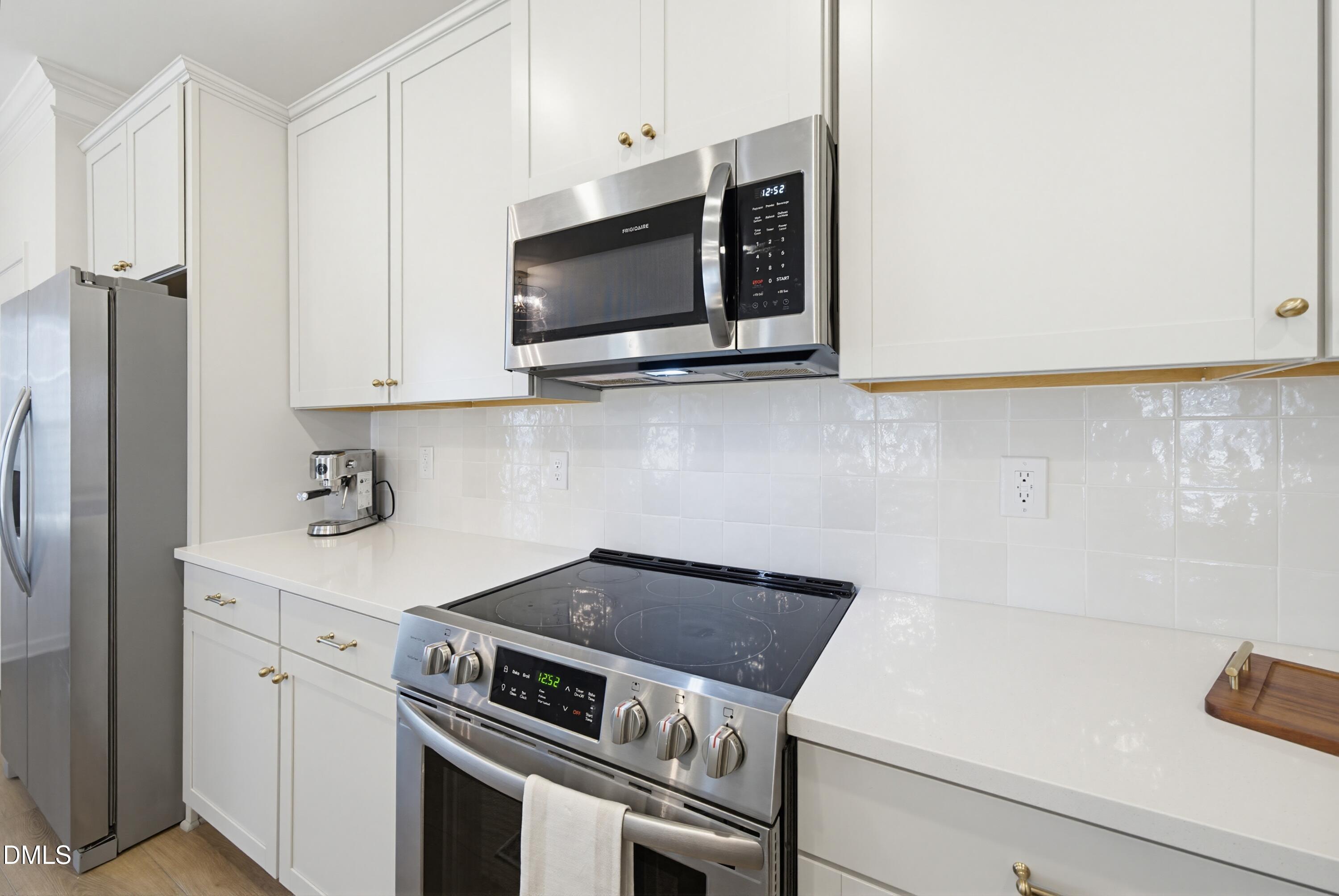 75 Commons Circle Clayton, NC 27520 - Photo 6 of 54