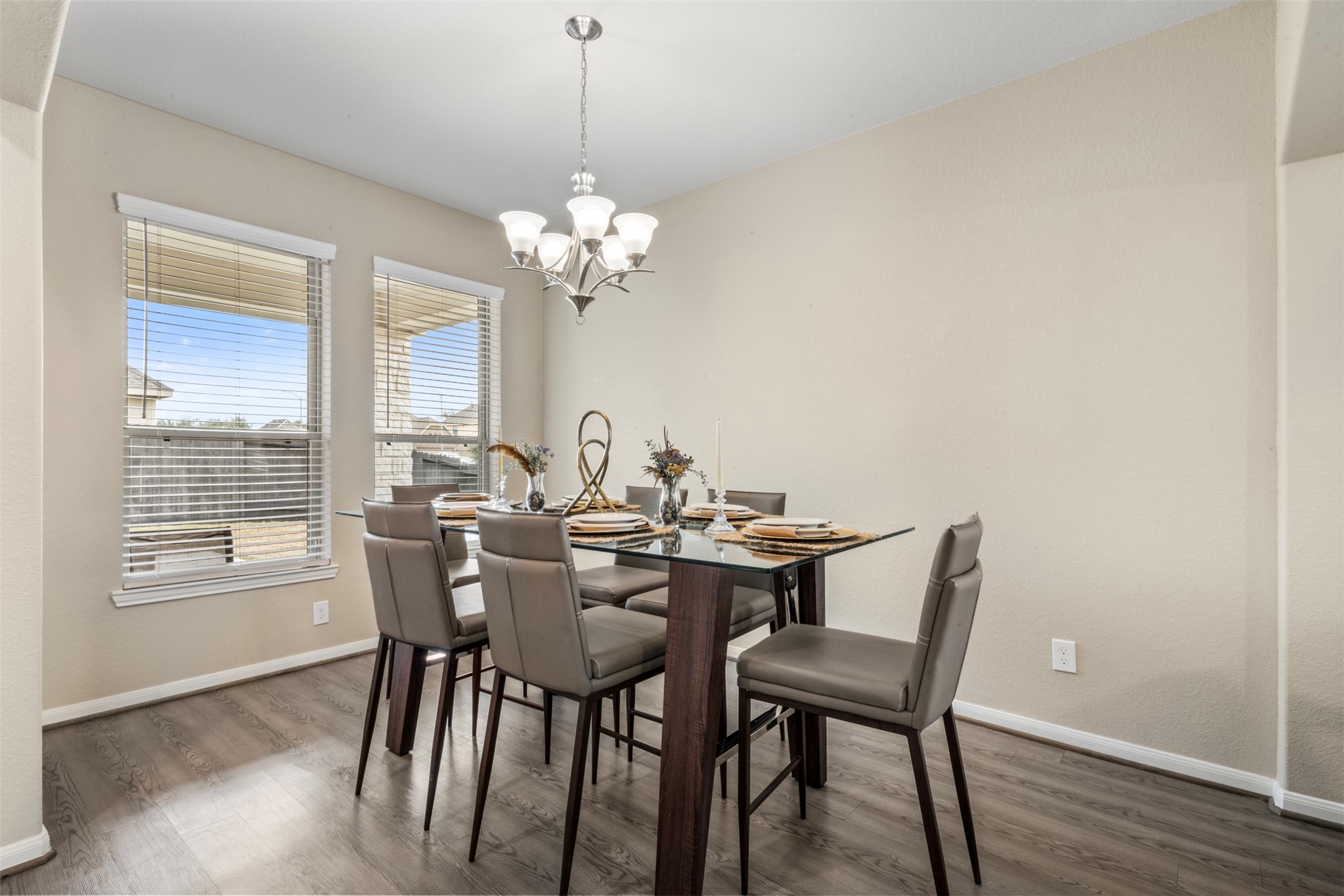 2802 Star Sky Way Houston, TX 77045 - Photo 14 of 49