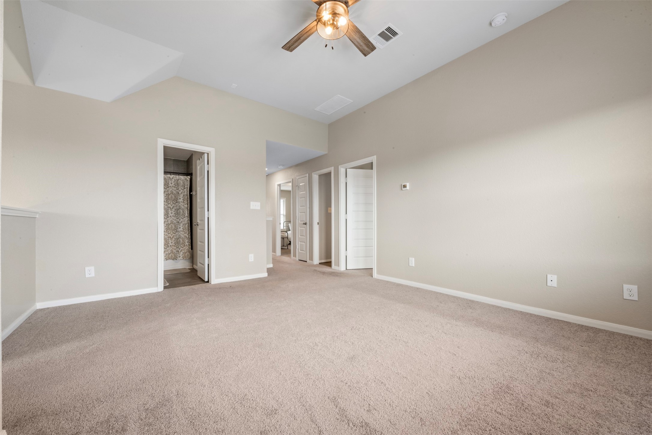 2802 Star Sky Way Houston, TX 77045 - Photo 22 of 49