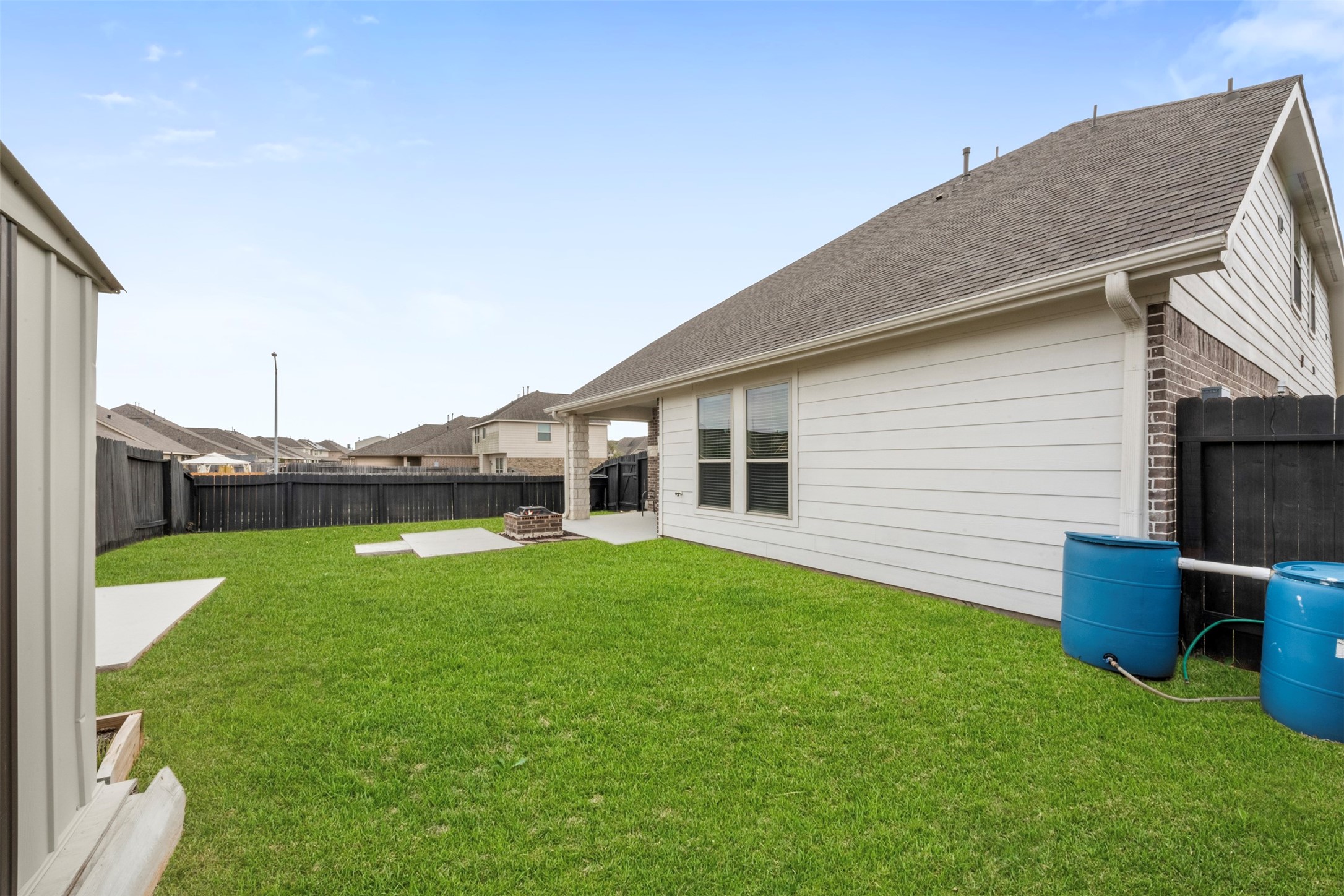 2802 Star Sky Way Houston, TX 77045 - Photo 34 of 49