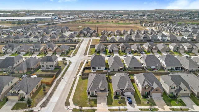 $385,000 | 2802 Star Sky Way, Houston, TX 77045