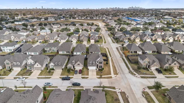 $385,000 | 2802 Star Sky Way, Houston, TX 77045