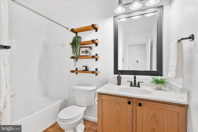 $370,000 | 609 Hollowstone Road, Frederick, MD 21703