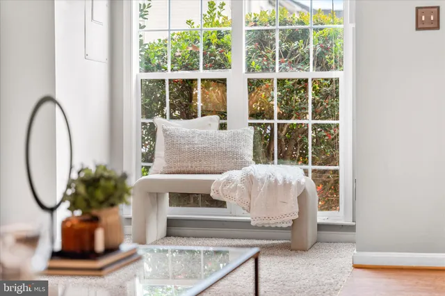 $370,000 | 609 Hollowstone Road, Frederick, MD 21703