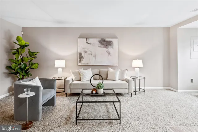 $370,000 | 609 Hollowstone Road, Frederick, MD 21703