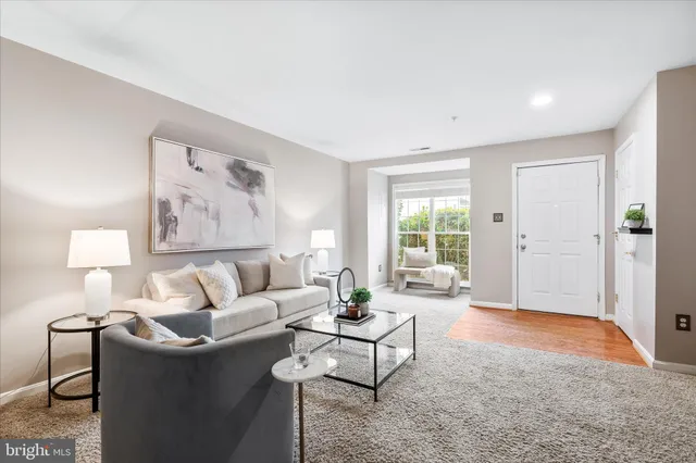 $370,000 | 609 Hollowstone Road, Frederick, MD 21703