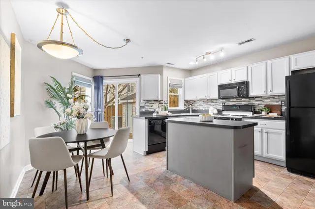 $370,000 | 609 Hollowstone Road, Frederick, MD 21703