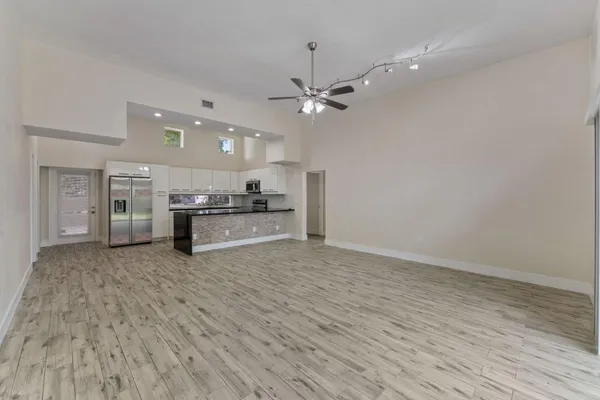 $4,800 | 4620 Northeast 18th Avenue, Pompano Beach, FL 33064