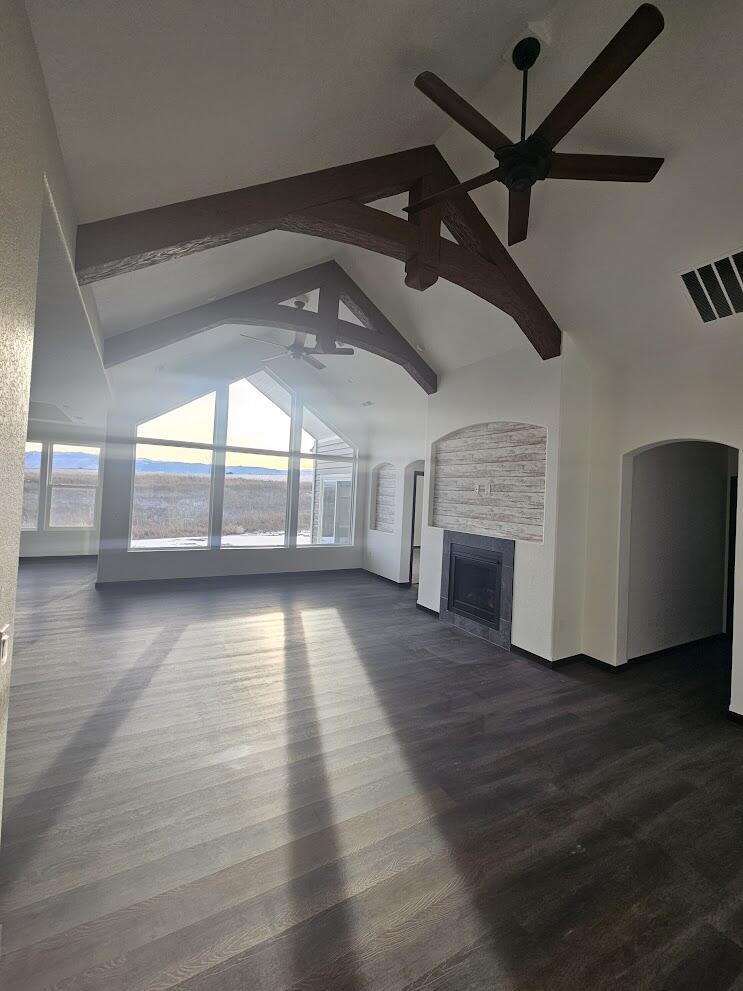 2240 Excalibur Way, Unit HB31) Sheridan, WY 82801 - Photo 8 of 31 20251201_144554