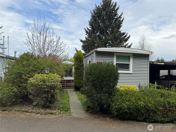$39,900 | 6111 79th Street East, Unit 56, Puyallup, WA 98371