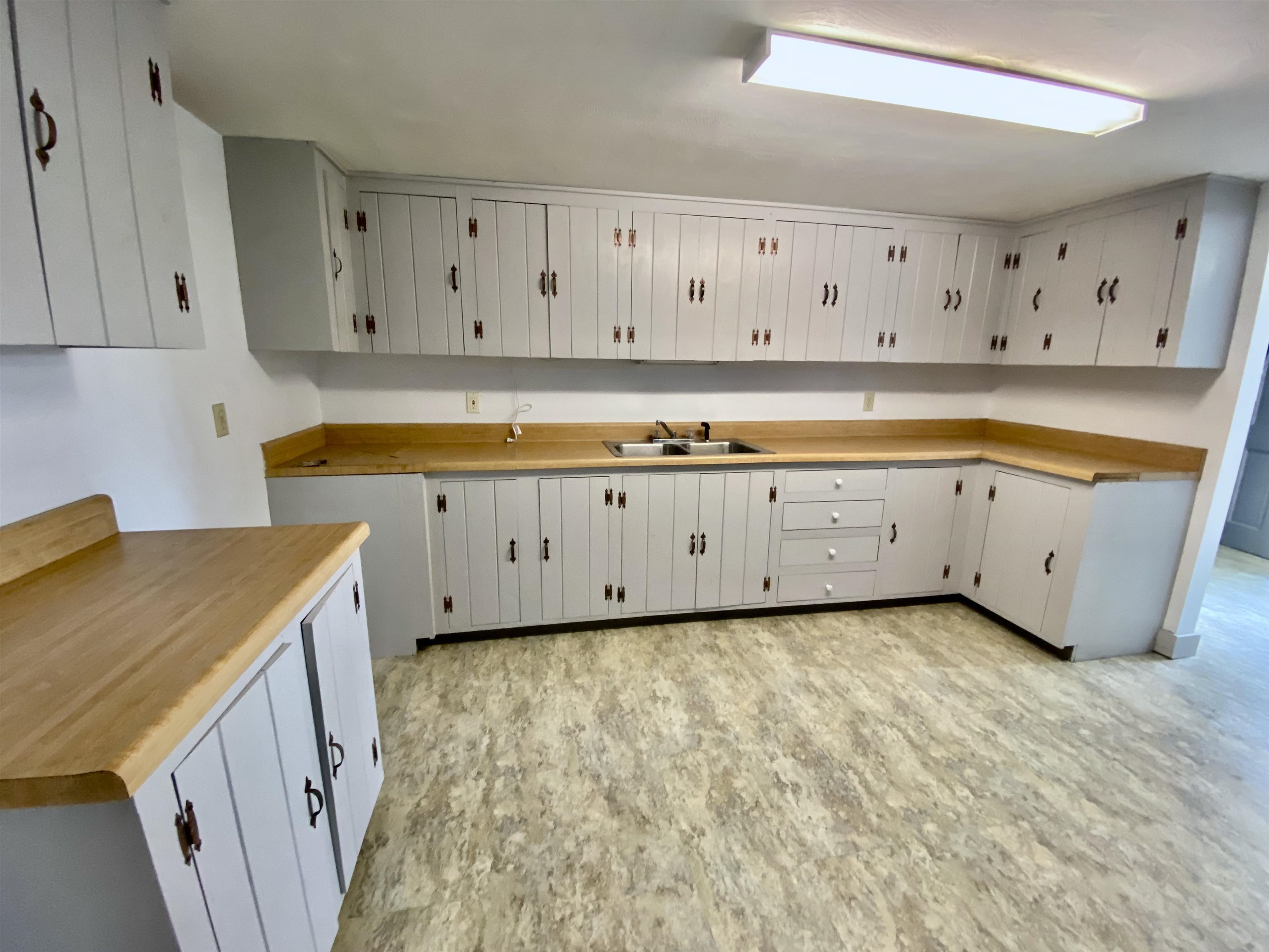 96 Beech Ridge Road York, ME 03909 - Photo 11 of 34
