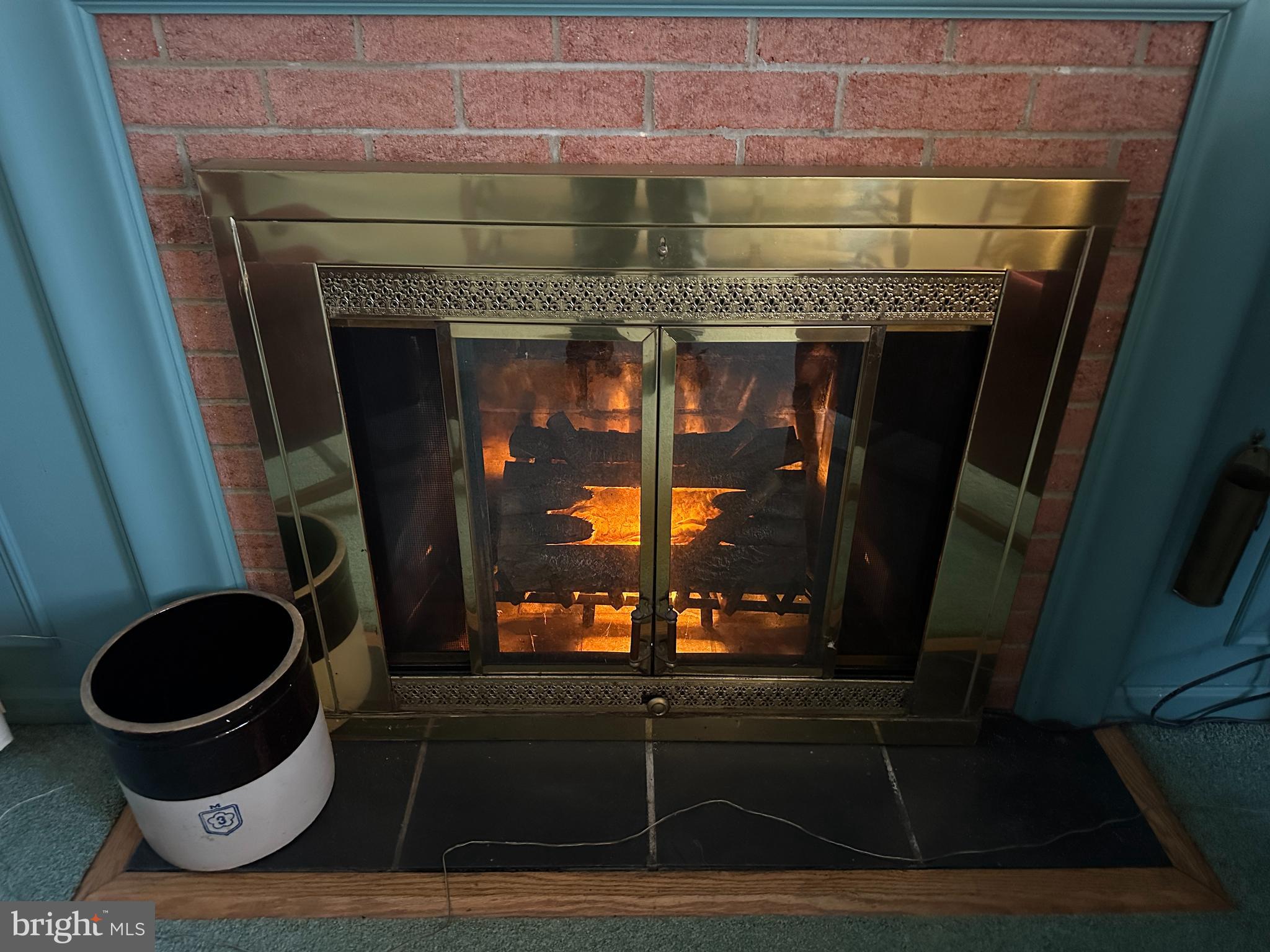 13632 Paradise Church Road Hagerstown, MD 21742 - Photo 11 of 47 a bathroom with a sink and a mirror