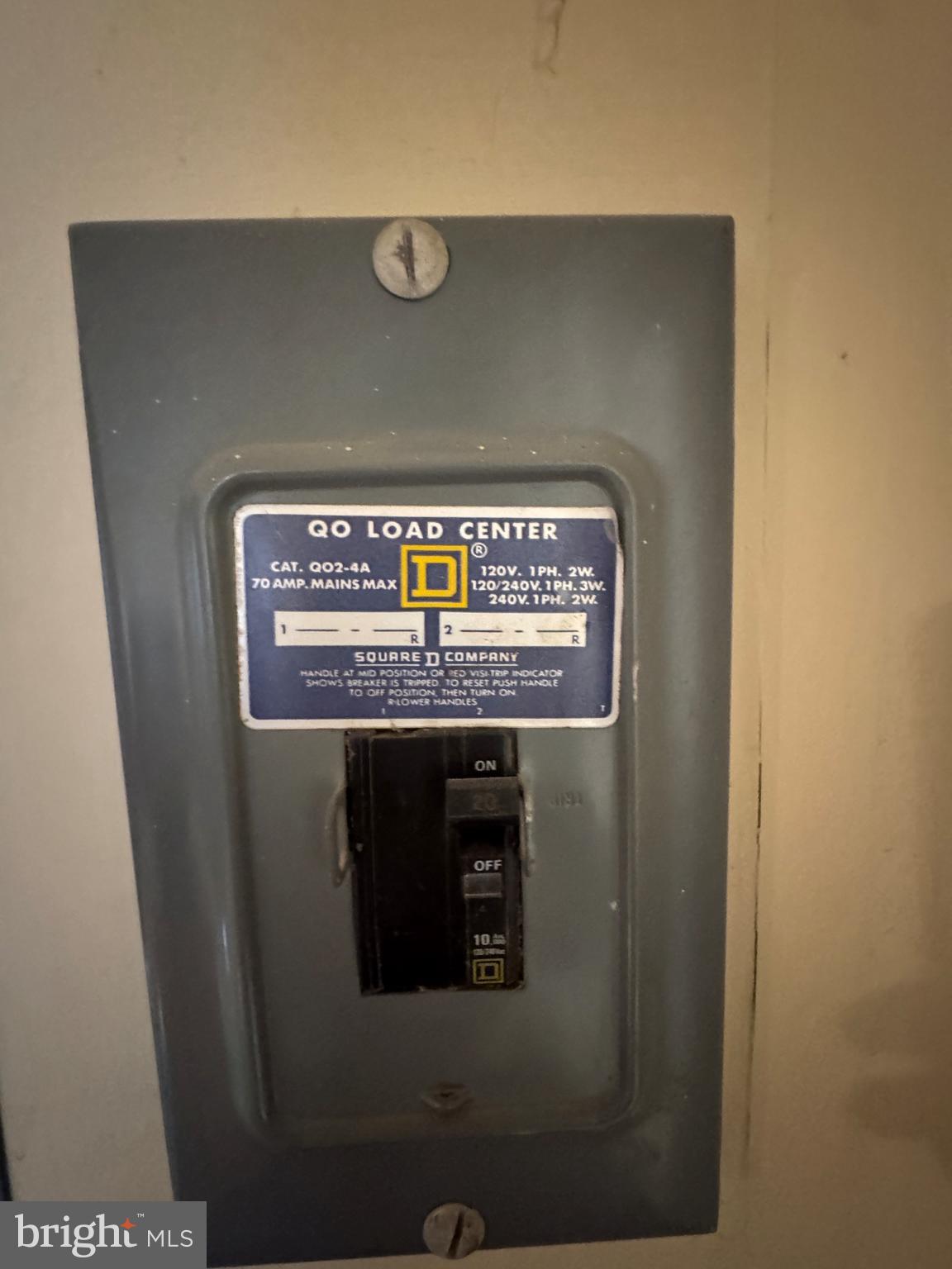 13632 Paradise Church Road Hagerstown, MD 21742 - Photo 45 of 47 a close view of washer and dryer