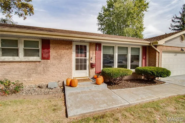 $187,500 | 4805 Wick-Mor Drive, Alton, IL 62002