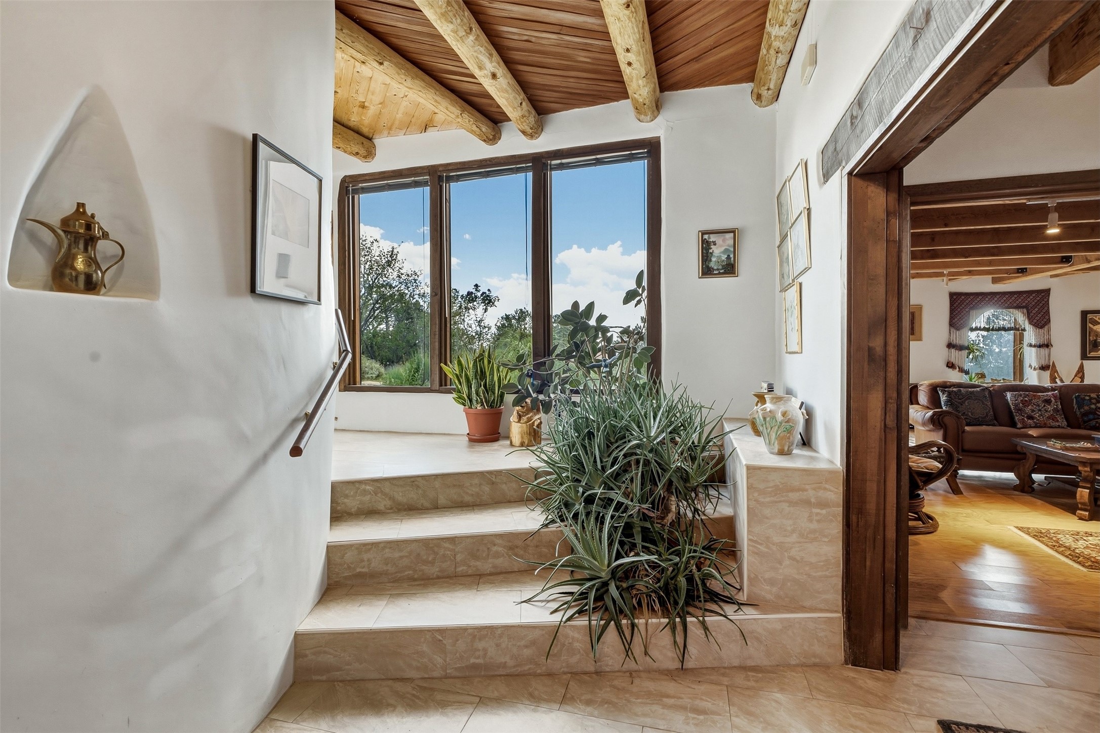 32 Overlook Road Santa Fe, NM 87505 - Photo 54 of 89 Entry Way