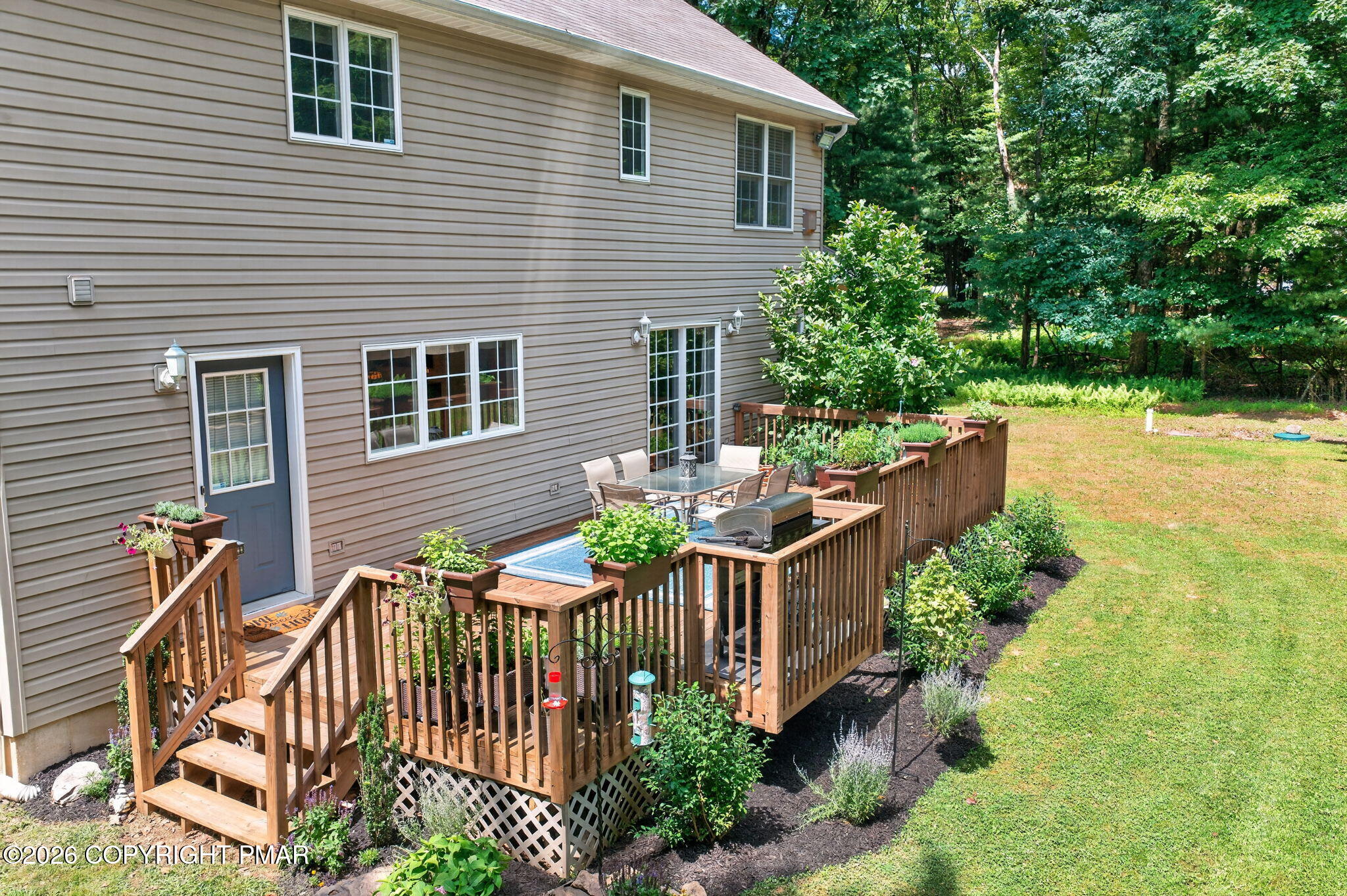 539 Pheasant Road Saylorsburg, PA 18353 - Photo 9 of 59 rear deck