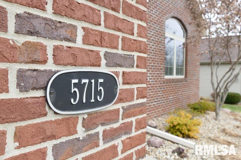 5715 Charleston Road Peoria, IL 61607 - Photo 3 of 36