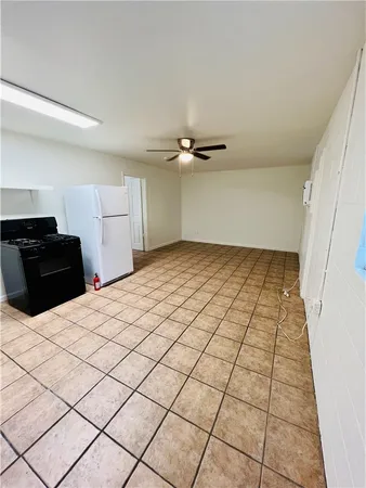 $1,175 | 1914 Cullen Avenue, Unit B, Austin, TX 78757
