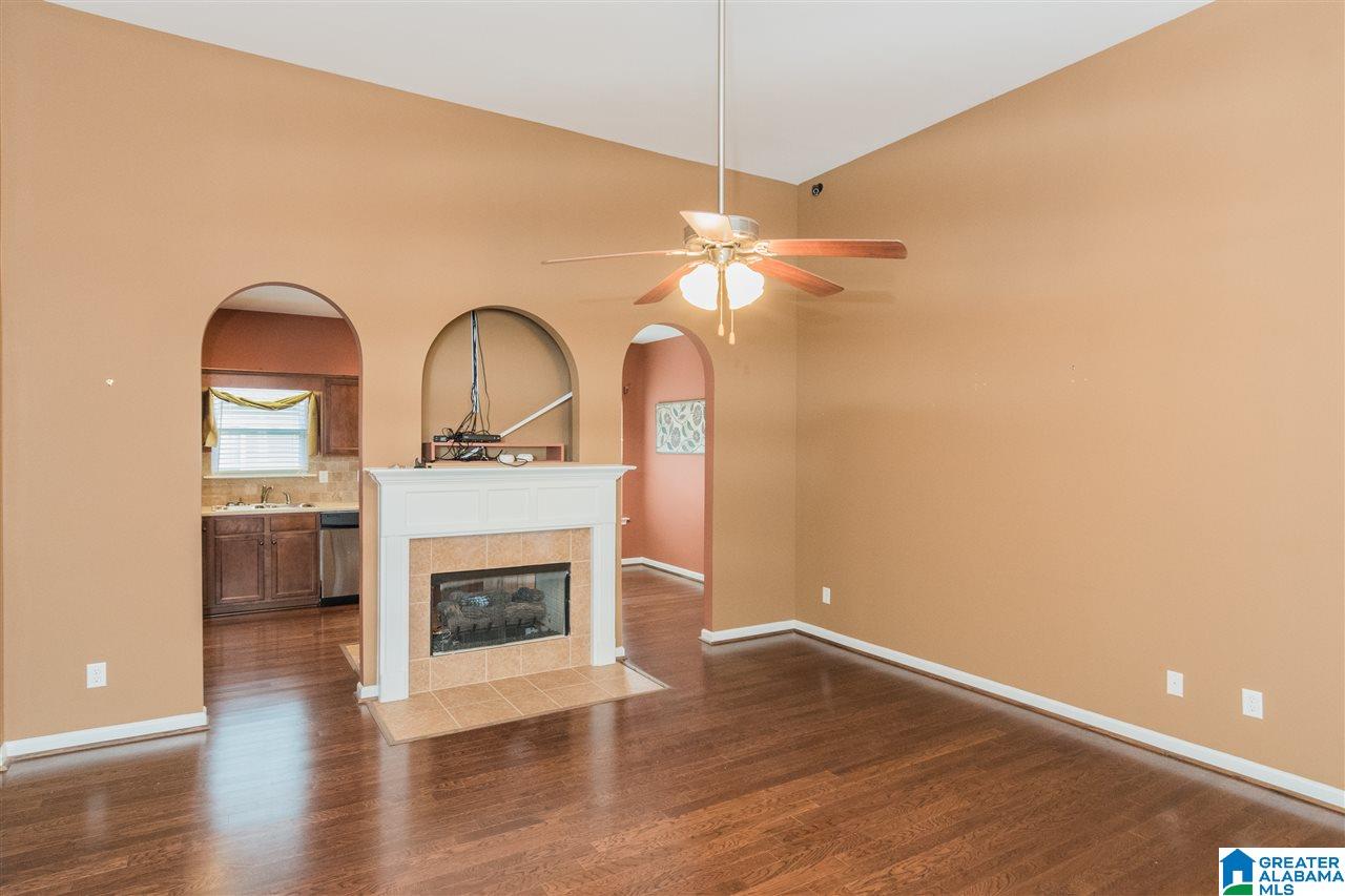 4816 Rosser Loop Drive Bessemer, AL 35022 - Photo 4 of 31