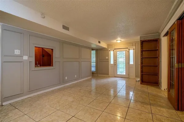 $3,095 | 4212 Village Green Drive, Irving, TX 75038