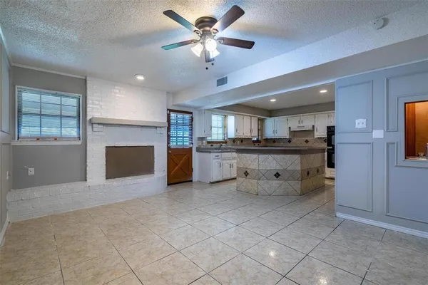 $3,095 | 4212 Village Green Drive, Irving, TX 75038