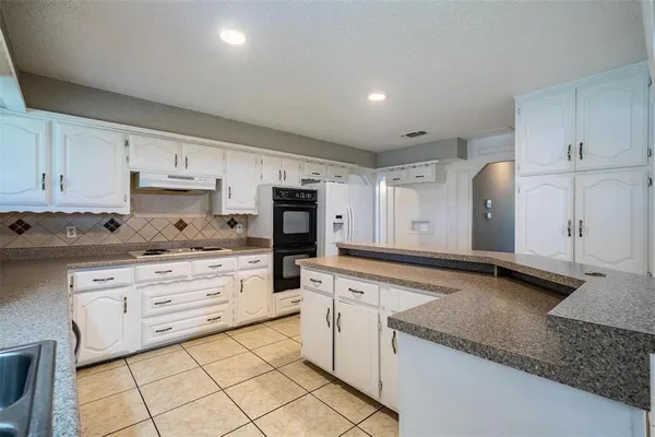 $3,095 | 4212 Village Green Drive, Irving, TX 75038