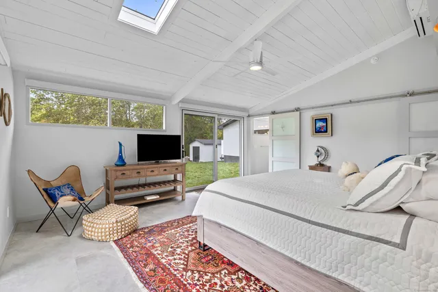 $2,250,000 | 75 Montauk Avenue, Stonington, CT 06378