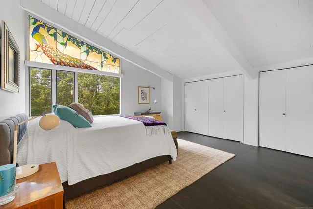 $2,250,000 | 75 Montauk Avenue, Stonington, CT 06378