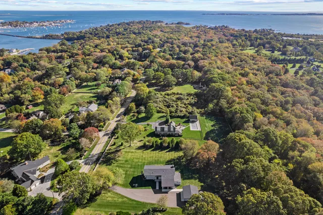 $2,250,000 | 75 Montauk Avenue, Stonington, CT 06378