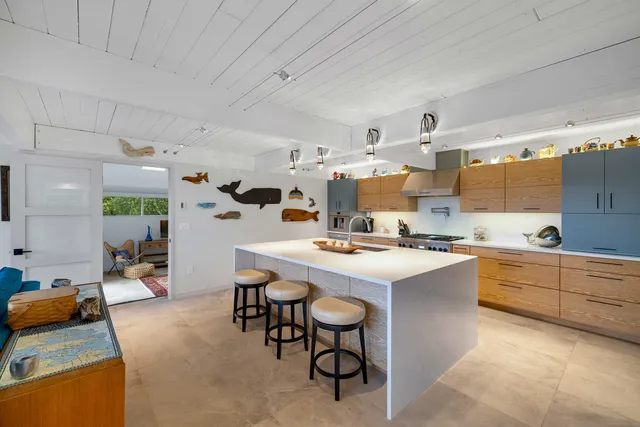 $2,250,000 | 75 Montauk Avenue, Stonington, CT 06378