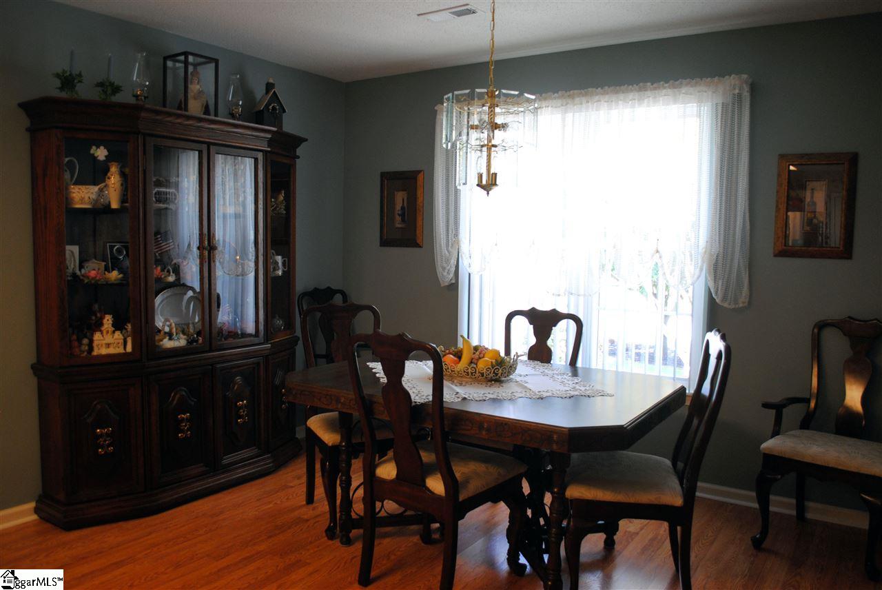 103 Grindstone Way Anderson, SC 29625 - Photo 2 of 24 Gallery Image 2