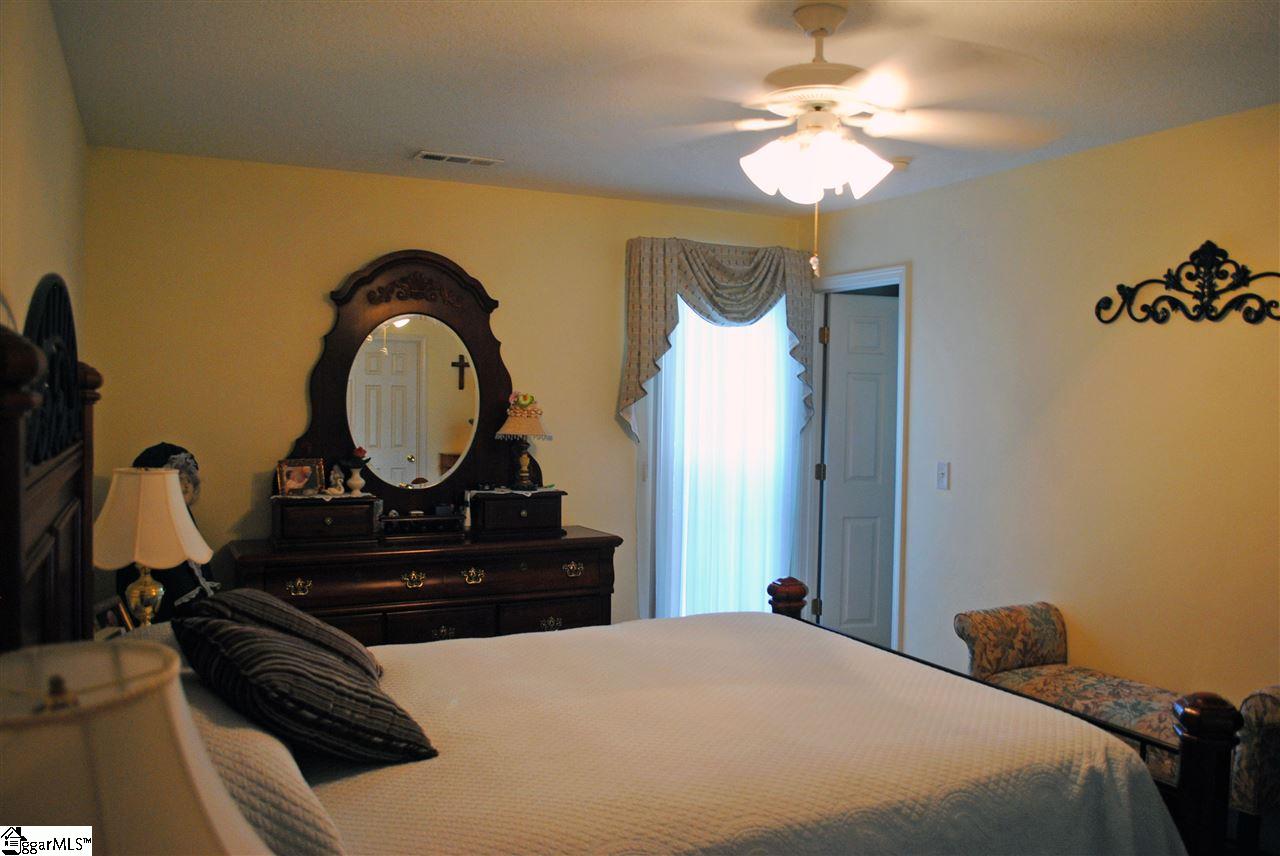 103 Grindstone Way Anderson, SC 29625 - Photo 5 of 24 Gallery Image 5