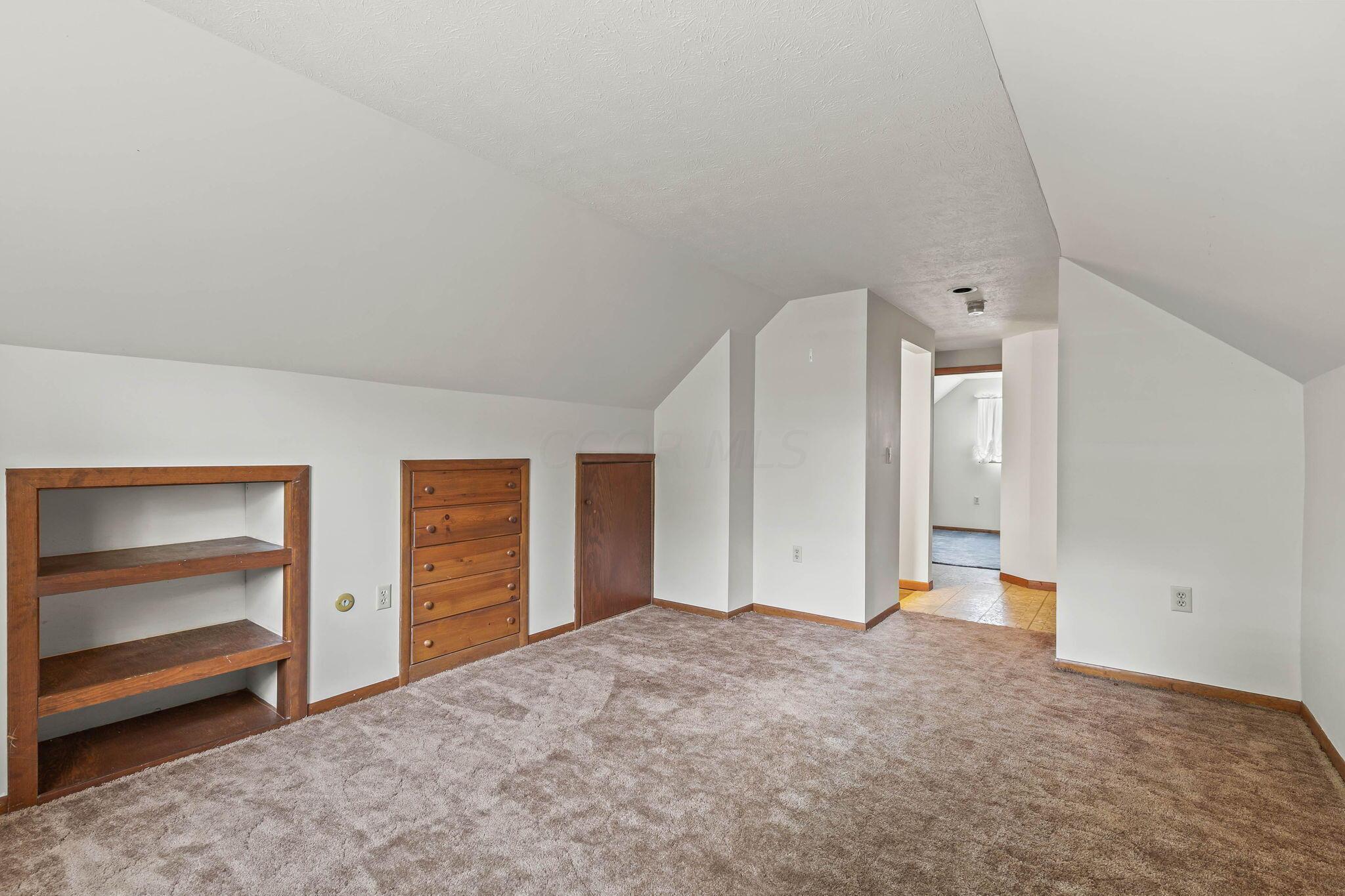 553 Beechwood Road Columbus, OH 43213 - Photo 34 of 48 47-web-or-mls-553BeechwoodRoad_Hommati10