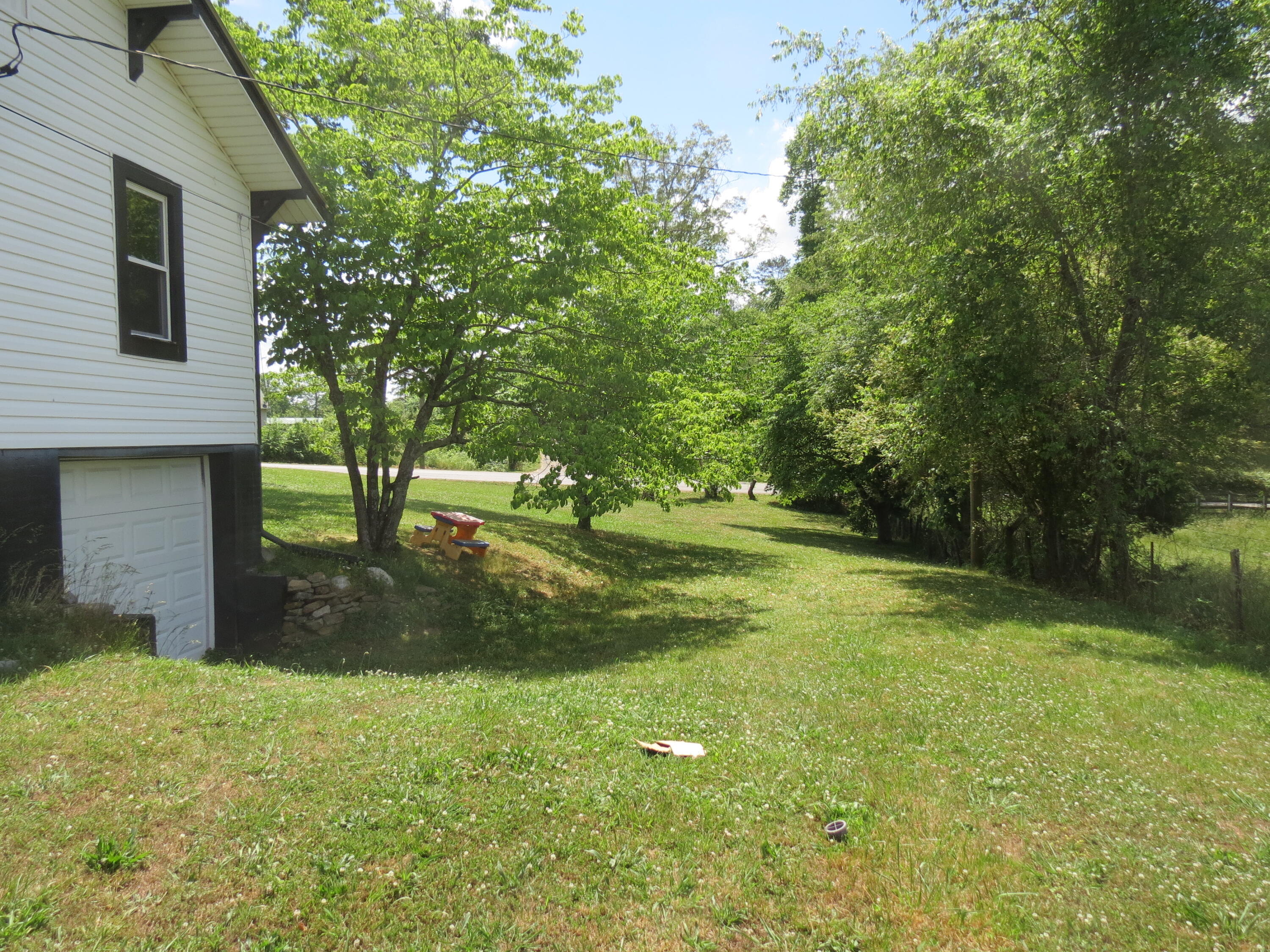 199 Long Hollow Road Clinton, TN 37716 - Photo 12 of 34 IMG_5225