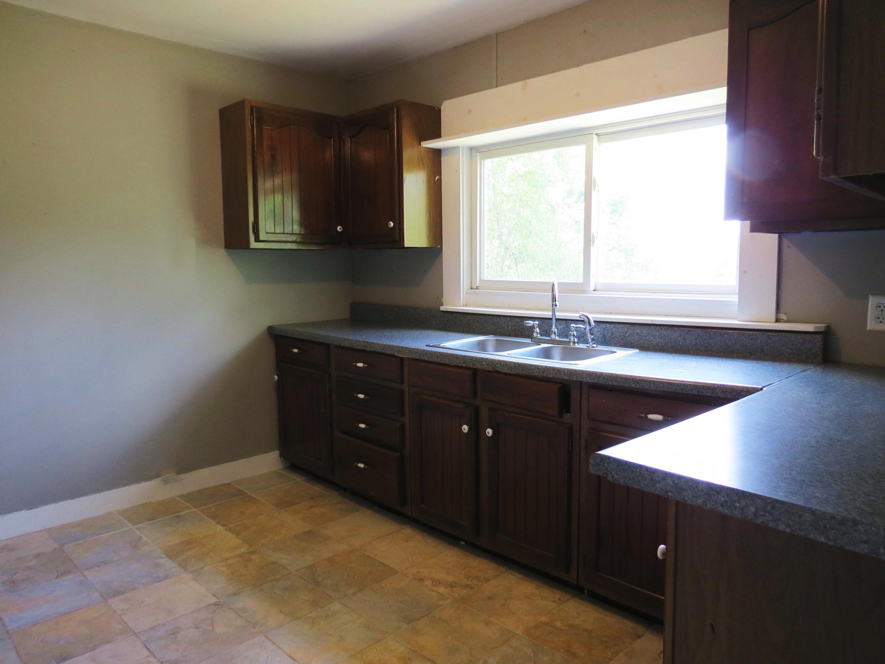 199 Long Hollow Road Clinton, TN 37716 - Photo 25 of 34 3740E2B0-6DC6-41C4-B40C-B6831D54C2DF