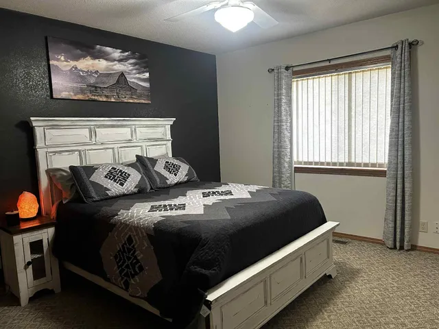 $189,900 | 4058 75th Avenue Southwest, Montevideo, MN 56265