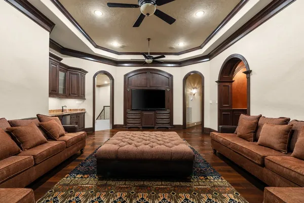 $5,900,000 | 7918 Red Bay Circle, Magnolia, TX 77354