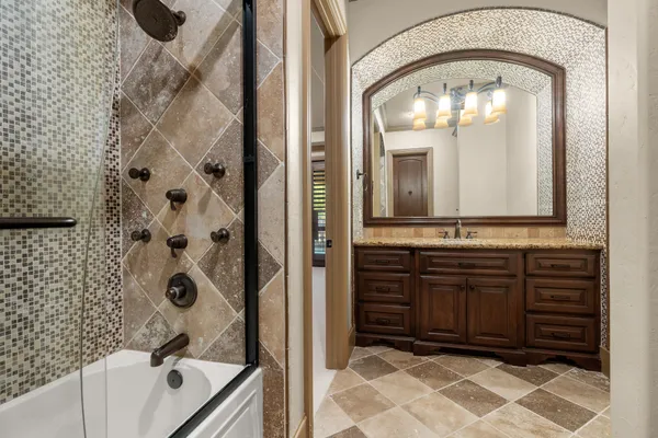 $5,900,000 | 7918 Red Bay Circle, Magnolia, TX 77354