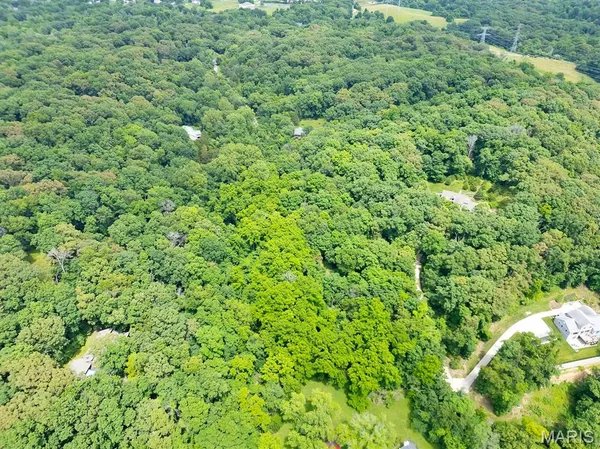 $185,000 | 1500 Summit On Pond Lane, Wildwood, MO 63038