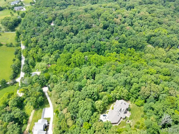 $185,000 | 1500 Summit On Pond Lane, Wildwood, MO 63038