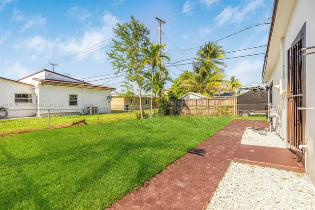 $819,900 | 2901 Southwest 92nd Avenue, Miami, FL 33165